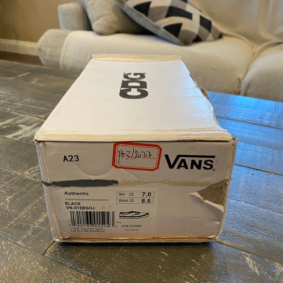 CDG Authentic Vans - Picture 7 of 8